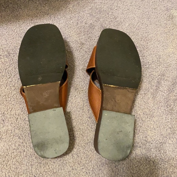 Vintage Buckle Strap Clog - Picture 2 of 4